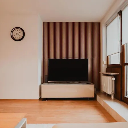 Apartment Zentral, Loggia, Tg-platz *