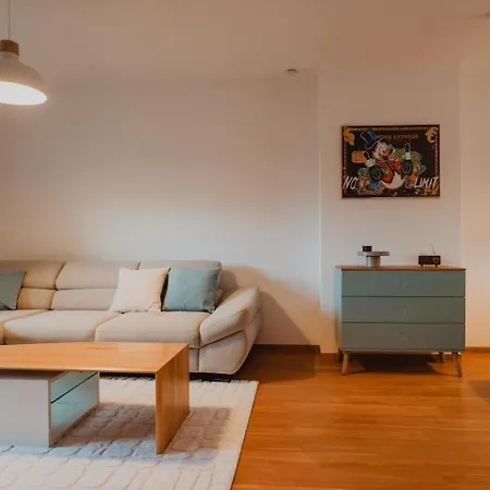 Zentral, Loggia, Tg-platz Apartment