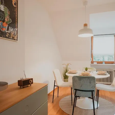 Zentral, Loggia, Tg-platz Augsburg